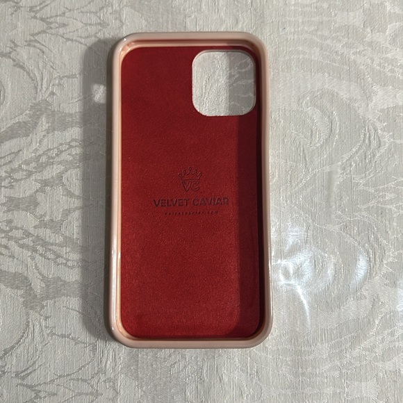 Floral Case for iPhone 12/12 pro - Picture 2 of 2